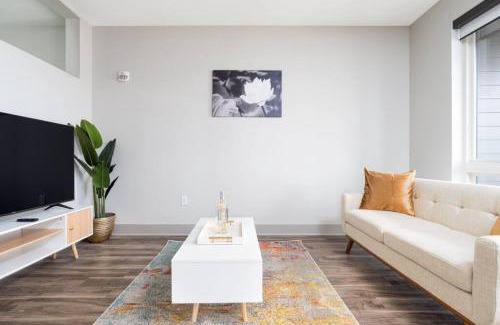 Broad Ripple Apartment | Stylish 1BR Apartment with View