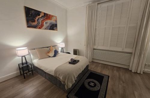 Fulham Apartment | Stylish 2-Bed in West Central - Extended Stays