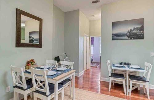 Springfield Apartment | Stylish 2 BR apartment - perfect for relaxing