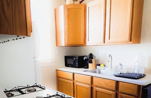 Dearborn Apartment | Stylish 2BR Apartment - Walk to Downtown Dearborn