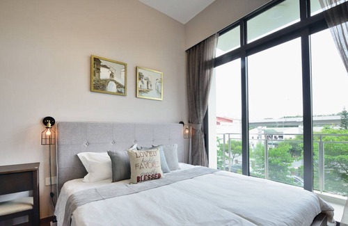 Harbourfront Condo | Stylish 2BR Condo 8 mins to MRT