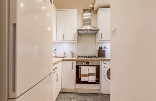 North Kensington House | Stylish 2BR flat with terrace in North Kensington