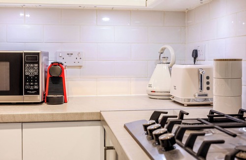 North Kensington House | Stylish 2BR flat with terrace in North Kensington