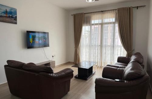 Entebbe Apartment | Stylish 3-Bedroom Apartment at Pearl Marina
