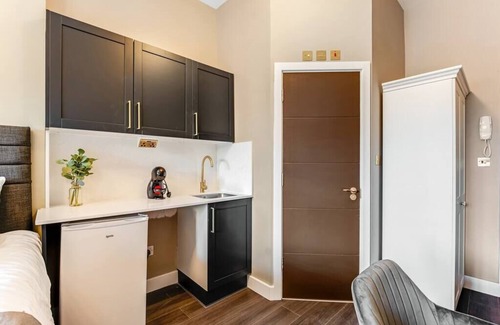 Seven Sisters Condo | Stylish and Cosy Studio - Top Location