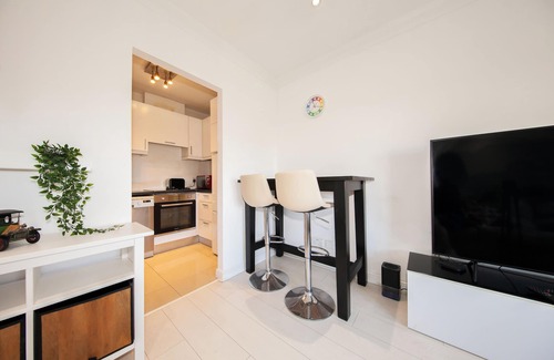 The Liberties Apartment | Stylish and trendy 2BR apartment near city centre
