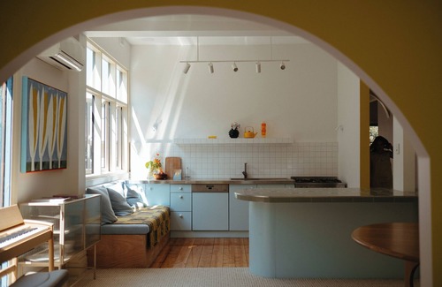 South Fremantle House | Stylish Beach Cottage in the heart of South Freo