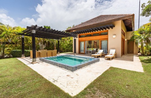 Cap Cana Marina Apartment | Stylish Bungalow at Green Village w Pool AB3
