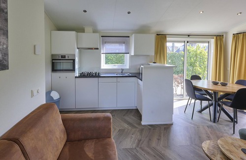 Kaatsheuvel House | Stylish bungalow with wellness