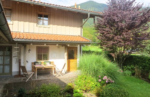 Schleching House | Stylish cottage with sauna, absolutely quiet, in the mountains, near ski