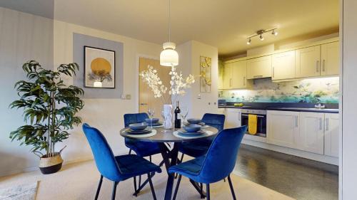 Copers Cope Apartment | Stylish Central Apartment