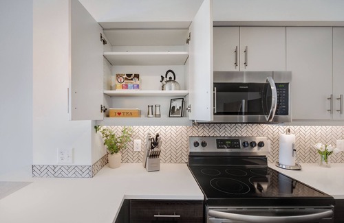 City Center Apartment | Stylish & Clean-1 Bedroom Apartment Downtown RVA-Gym, Pool & Parking