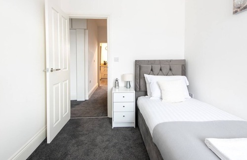Murton Apartment | Stylish Comfort 2-Bedroom in Murton