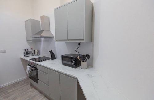 North Finchley Apartment | Stylish comfort in London