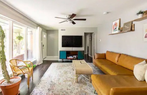 Oak Cliff House | Stylish Design w/Backyard Retreat