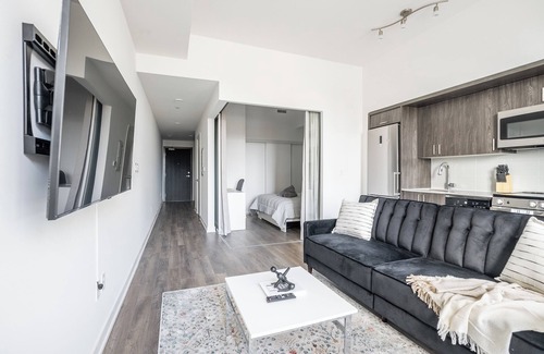 Mount Pleasant East Apartment | Stylish Downtown Condo, close to all amenities and transit