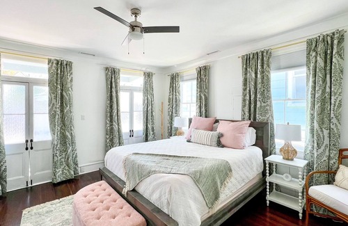 Westside House | Stylish Downtown Home with 92 Walk Score - Sleeps 14