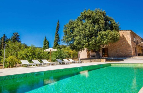 Alaro Villa | Stylish finca at the foot of the Tramuntan hills s