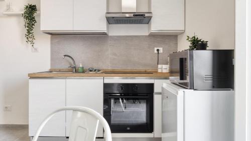 Porta Venezia Apartment | Stylish Flat Porta Venezia - WiFi, AC, Metro