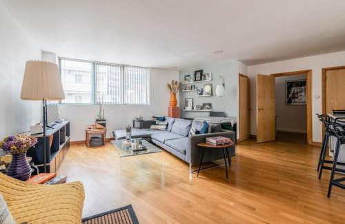 Stratford Apartment | Stylish Hackney Wick Home