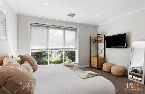 Cowes House | Stylish Indoor Outdoor Sleeps 8