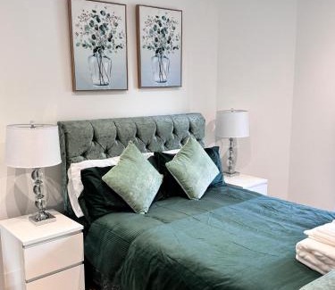 Barnt Green Apartment | Stylish Luxury Solihull Flat