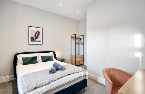 Grangetown Apartment | Stylish modern apartment near the city centre with nearby off-road parking