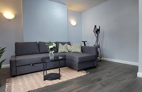 Frognal and Fitzjohns Apartment | Stylish One Bedroom Flat In Finchley Road