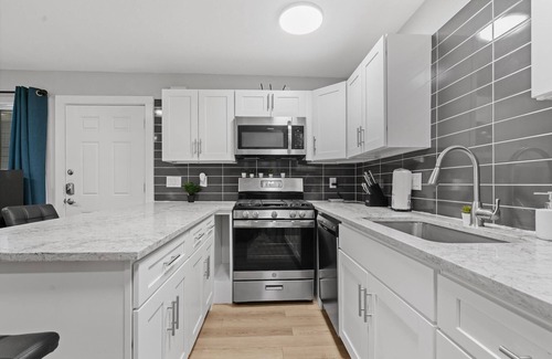 Clarksville Apartment | Stylish Studio Downtown Evonify