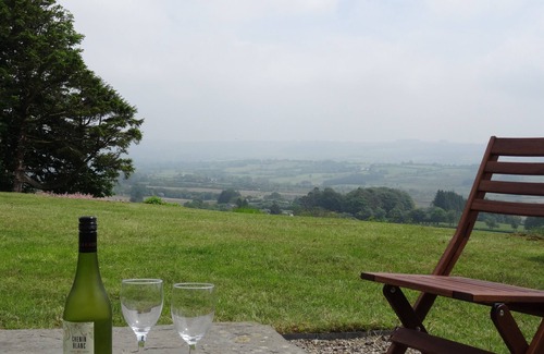 Llanwrtyd Wells House | Stylishly Converted Barn nr Llanwrtyd Wells, sleeps up to 10, spectacular views