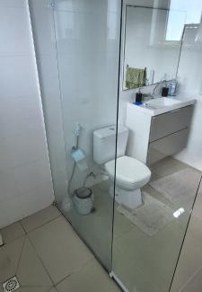 Centro House | Suíte 50 metros da praia, 10 km Beto Carrero e BC, local compartilhado