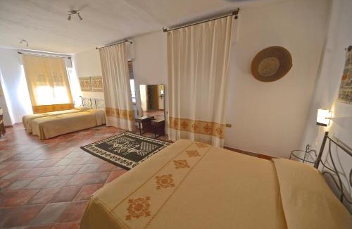 Ulassai Hotel | Su Marmuri