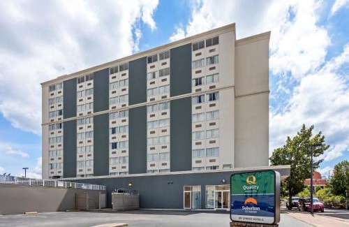 Charleston Hotel | Suburban Studios Charleston - Civic Center