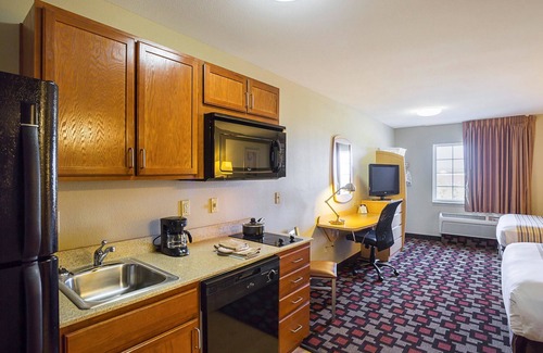 Jeffersonville - Clarksville Hotel | Suburban Studios Clarksville-Louisville North