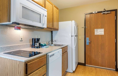 South Bend Hotel | Suburban Studios South Bend