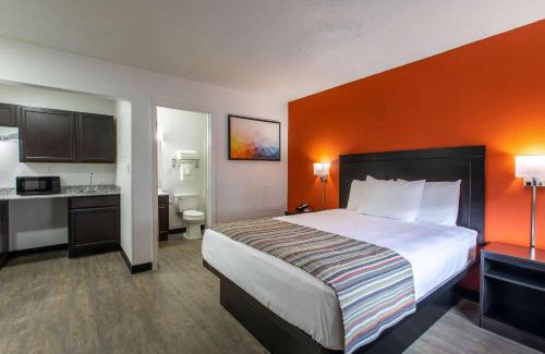 Arcadia Hotel | Suburban Studios Spartanburg - I-26