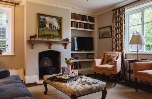 Winchcombe House | Sudeley Castle Guest Cottage