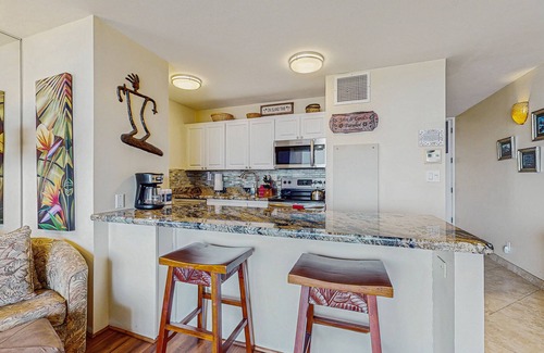 Kihei Condo | Sugar Beach Resort Condo w/Shared Grill, Free WiFi-Surf, Bike, Golf, More
