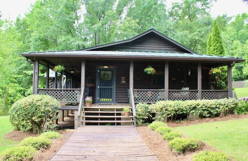 Little Mountain Cabin | Sugar Hollow - A Beautiful Private Retreat in Historic Little Mountain, SC