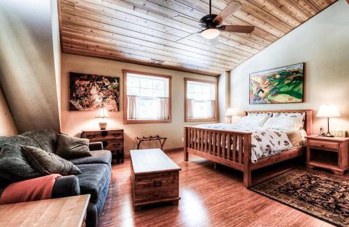 Serene Lakes House | Sugar House