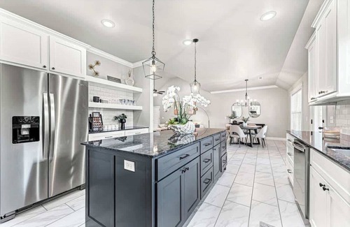 Bentonville - Fayetteville House | Sugar Pine Family Stay