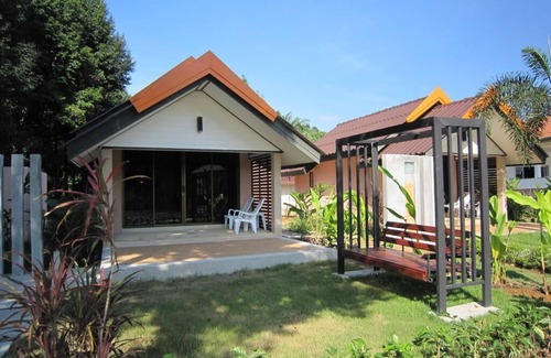 Ao Nang Cottage | Suitable for families, service with heart, /Natural atmosphere, spacious area