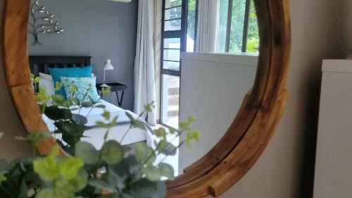 Beacon Bay Apartment | Suite 10- Deja' Blu Bed and Breakfast- East London