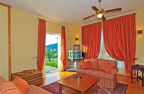 Mastiano House | Suite Accommodation