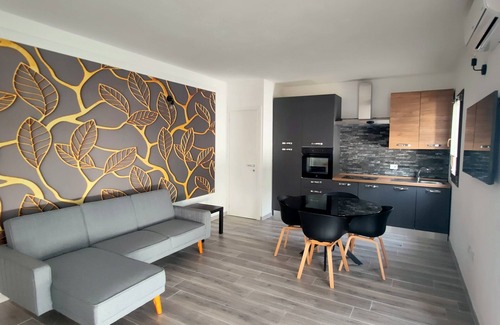 Sant'Anna Arresi House | Suite Apartments i4MORI Porto Pino