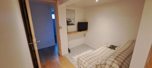 Blagnac House | Suite cosy 2 chambres et sdb privative