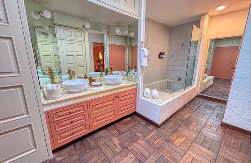 Del Carmen Hotel | Suite Deluxe Doble Queen - 04