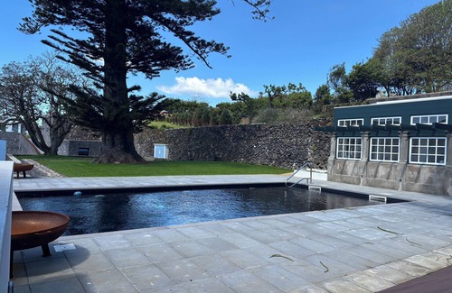 Angra do Heroismo Apartment | Suite Deluxe Apartment at Azores Book Hotel*