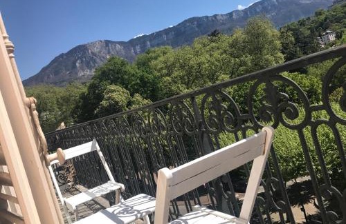 Aix-les-Bains City Center Apartment | Suite Grand Hotel Palace Aix les Bains French Alps