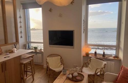 Santec Apartment | Suite hôtelière face à la mer